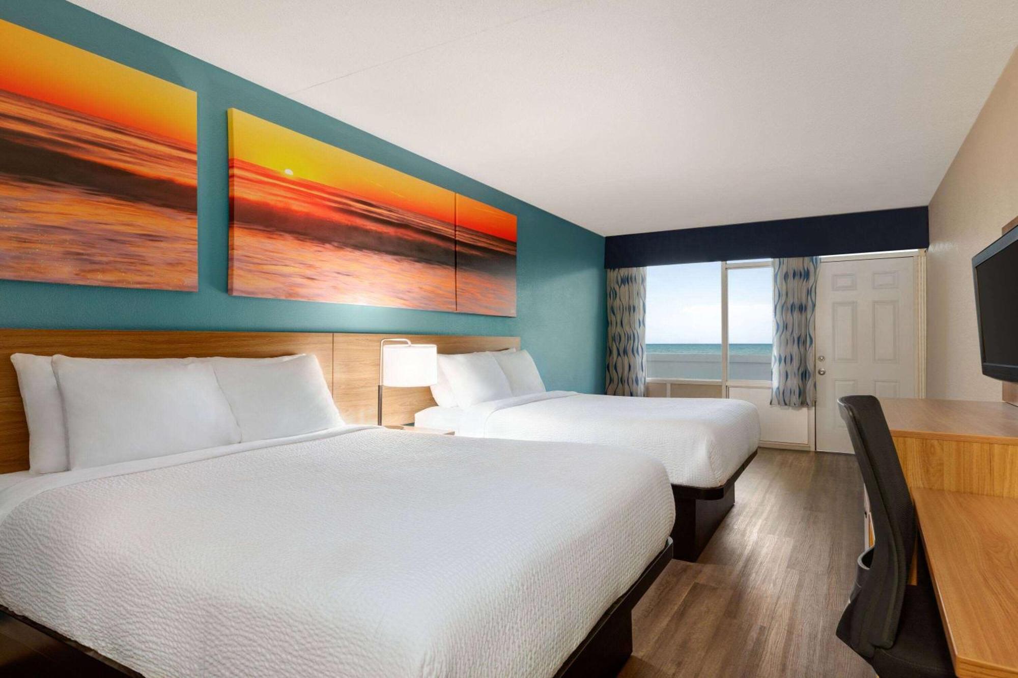Days Inn By Wyndham Myrtle Beach-Beach Front Екстер'єр фото