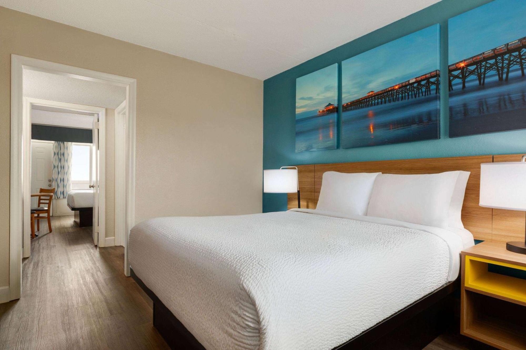 Days Inn By Wyndham Myrtle Beach-Beach Front Екстер'єр фото